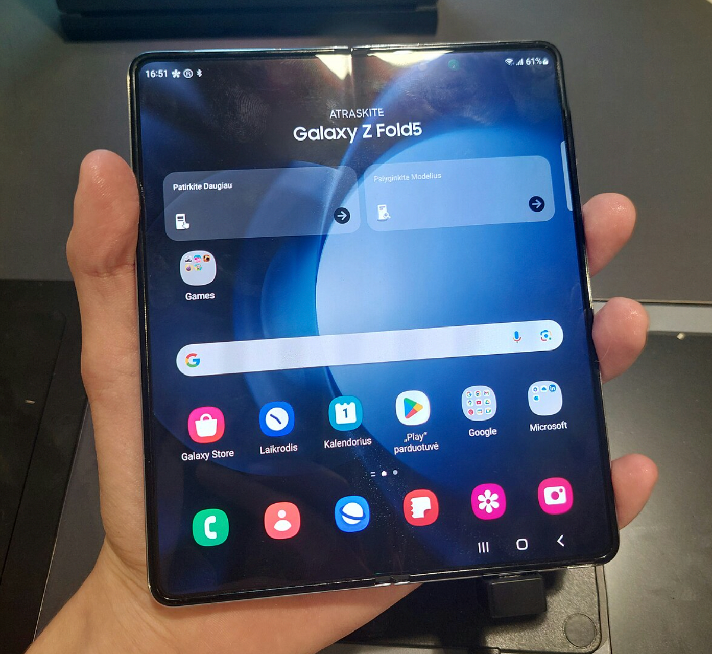 Samsung Galaxy Z Fold 5